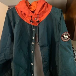 HH thick rain coat, old school colours and stitched on patches.